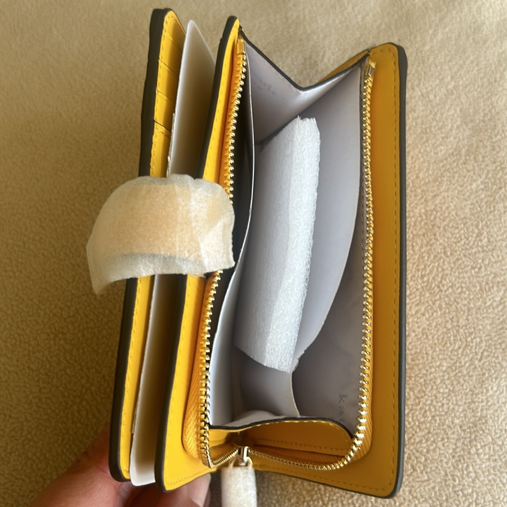 Kate spade wallet - Picture 4 of 5